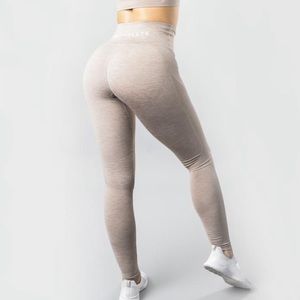 Alphalete Aero Leggings